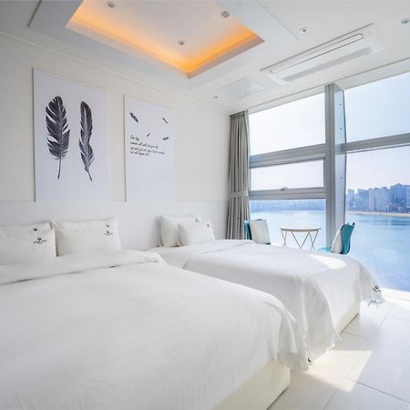 Oceanstay Hotel Busan Exterior photo