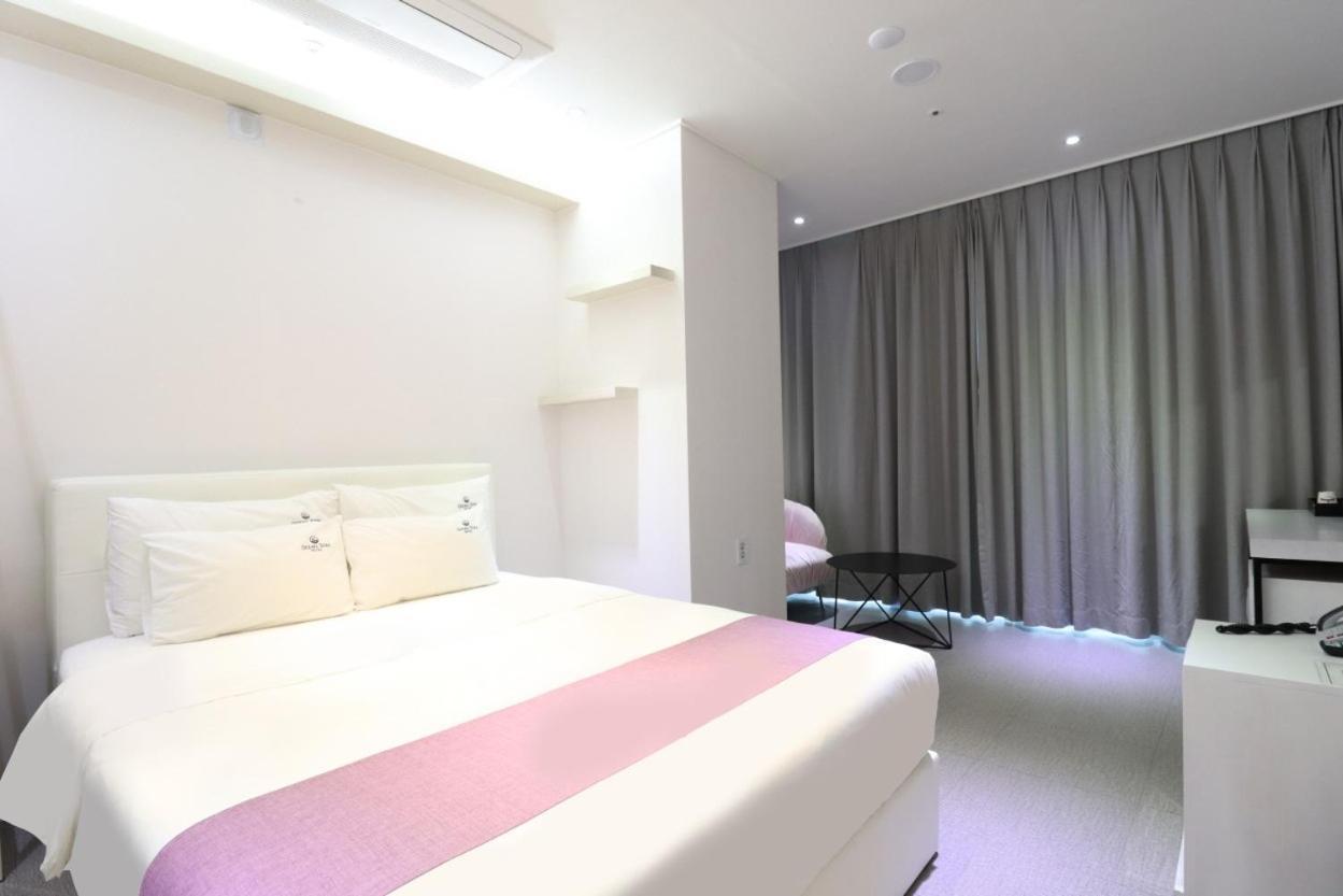 Oceanstay Hotel Busan Exterior photo